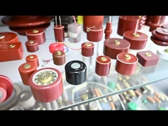 نوع قالب بندی شده، خازن سرامیکی با ولتاژ فوق العاده بالا در دستگیره 40kV 10000pF